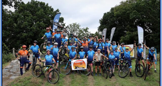 MTB jeugd Ruiten Drie op bezoek bij BikePark Holten